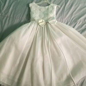 White  dress size